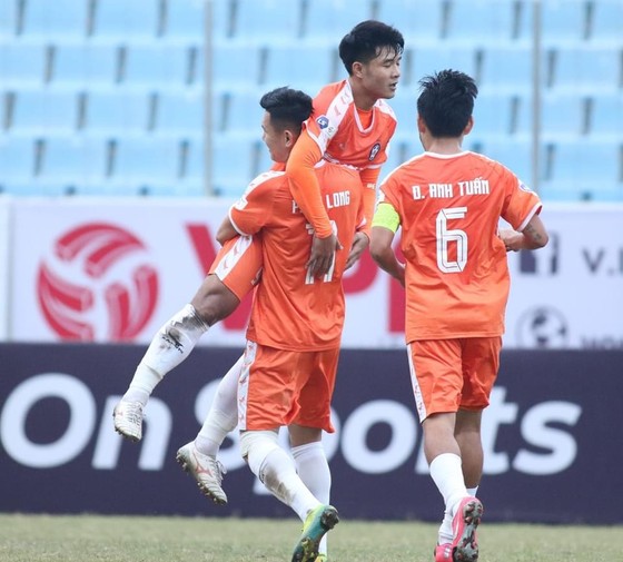 17g00, ngày 13-3, Đà Nẵng - Hà Tĩnh: kéo dài ngày vui ảnh 2