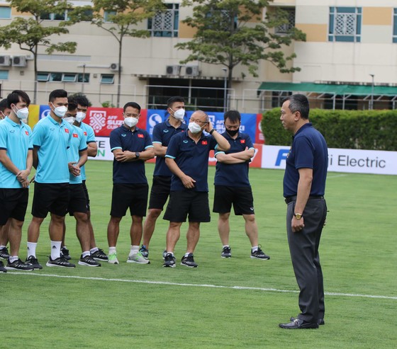 Sẽ dừng trận đấu tại AFF Cup 2020 nếu thời tiết có sấm sét ảnh 2 Sẽ dừng trận đấu tại AFF Cup 2020 nếu thời tiết có sấm sét ảnh 2