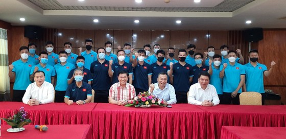 Futsal Việt Nam phấn đấu đổi màu huy chương ảnh 1