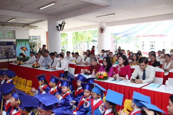 Trường mầm non Ngô Thời Nhiệm đón bằng đạt chuẩn quốc gia mức độ 2 ảnh 1