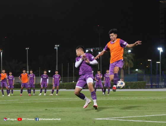 U23 Việt Nam trên sân tập tối 27-5