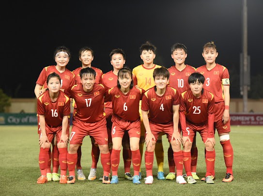 Thắng Lào 5-0, đội tuyển nữ Việt Nam chia sẻ ngôi nhất bảng với Myanmar ảnh 1