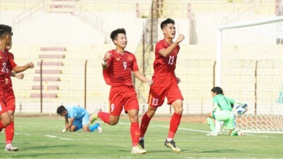 Bóng đá TPHCM và quả ngọt đầu tiên từ chương trình hợp tác cùng CLB Lyon ảnh 1