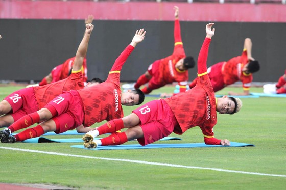 Đội tuyển Việt Nam bắt đầu khởi động cho AFF Cup 2022 ảnh 4