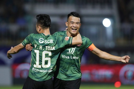 Nhóm cuối bảng hướng về sân Bình Dương và Hàng Đẫy ảnh 1