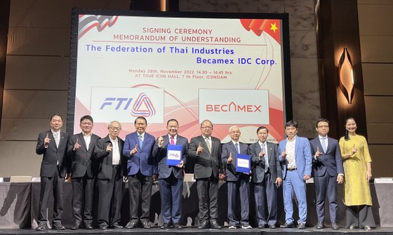 Tổng công ty Becamex IDC ký kết hợp tác với Liên đoàn Công nghiệp Thái Lan (FTI) ảnh 1
