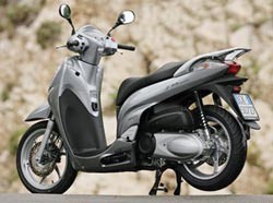 Trên các dòng xe SH 150i, PS150i ảnh 1