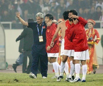 Trước vòng loại Asian Cup 2011: Không dễ cho nhà vô địch