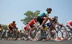 Tuyển xe đạp Việt Nam kết thúc tour Thái Lan 2009: Vừa mừng vừa lo