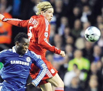 Lượt về vòng tứ kết Champions League: Đối đầu căng thẳng ảnh 2