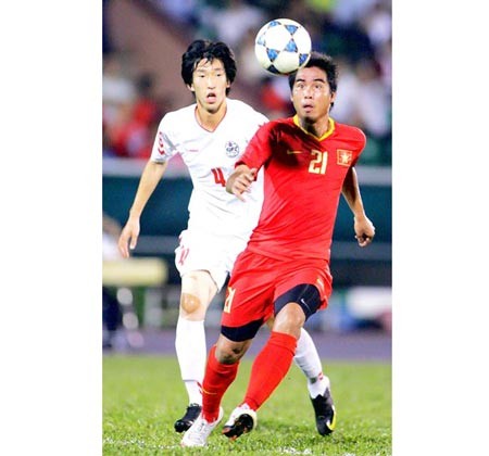 Tuyển Việt Nam thua SV Hàn Quốc 0 - 2