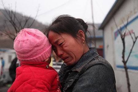 Trung Quốc: 153 thợ mỏ mắc kẹt dưới lòng đất
