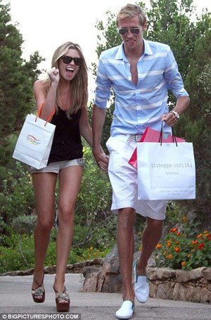 Peter Crouch tập trung giành vinh quang ảnh 1
