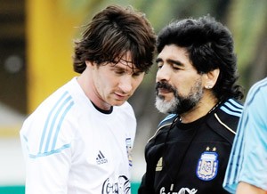 Maradona: Messi còn hay hơn tôi hồi 1986