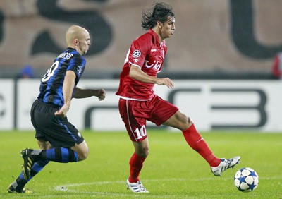 Kết quả lượt trận đầu tiên vòng bảng Champions League 2010-2011 (rạng sáng 15-9) ảnh 3