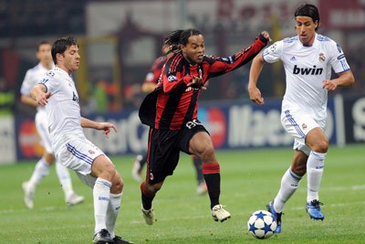 Bảng G: AC Milan bị Real Madrid chia điểm ở phút cuối