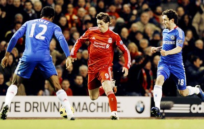Giải Ngoại hạng Anh 2010/2011 - Vòng 11: Torres lập cú đúp giúp Liverpool quật ngã Chelsea