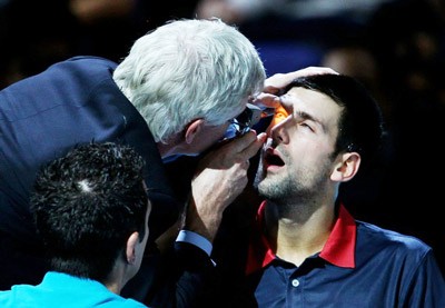 Djokovic “độc nhãn” gác vợt trước Nadal