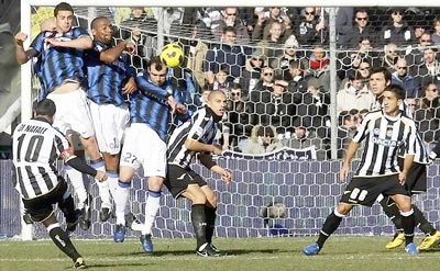 Inter thua trận đầu tiên dưới thời Leonardo: Thất bại được báo trước