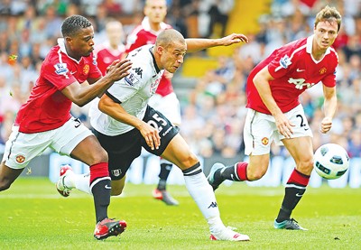 Trận Man.United (1) - Fulham (10): Thắng 1 trận, tiến thêm 1 bước
