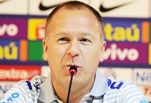 Copa America Argentina 2011: Brazil - Áp lực chiến thắng ảnh 2