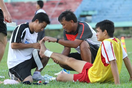 Nhật ký đội tuyển U23 Việt Nam: Nỗi lo chấn thương