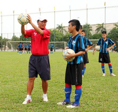 PVF tuyển sinh tài năng bóng đá Việt Nam khóa 2012