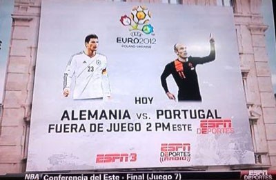 Robben đá cho... Bồ Đào Nha