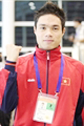 Giải bơi - lặn vô địch quốc gia 2012: Nguyễn Trung Kiên xô ngã 2 kỷ lục quốc gia
