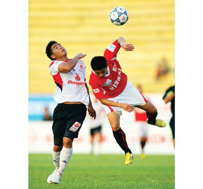 Lượt 3 V-League 2013: Hà Nội T&T trút “mưa bàn thắng” xuống Đồng Nai