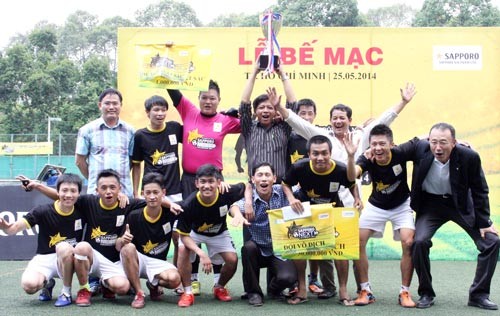 Giải bóng đá Mini Sapporo next Champion 2014: Cua biển Cà Mau vô địch ảnh 1