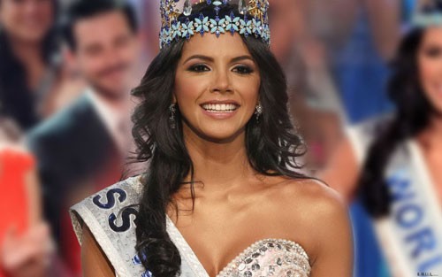 Hoa hậu Thế giới 2011 làm giám khảo đêm chung kết Hoa khôi Áo dài Việt Nam 2014