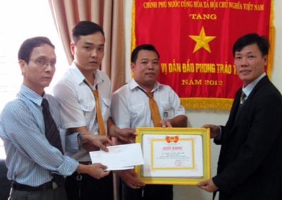 Đà Nẵng: 3 lái xe taxi mưu trí bắt trộm