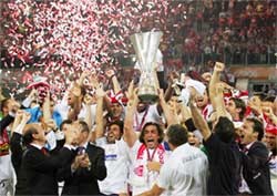 Sevilla lên ngôi vô địch ảnh 4