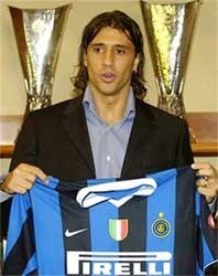 Crespo tự hào khi trở lại Inter