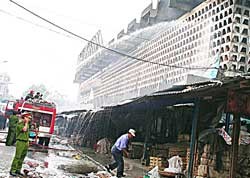 Cháy xong mới lo... phòng chống ảnh 1