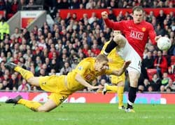 Ronaldo nhấn chìm Tottenham