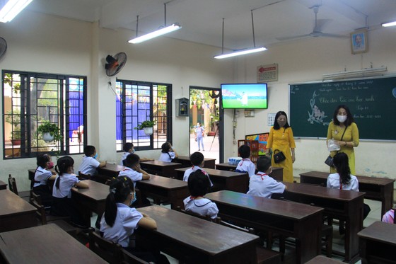 Đà Nẵng: Học sinh tiểu học, trẻ mầm non quay lại trường sau dịch bệnh ảnh 10