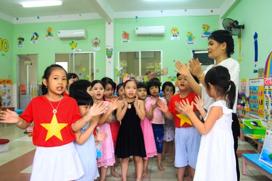 Đà Nẵng: Học sinh tiểu học, trẻ mầm non quay lại trường sau dịch bệnh ảnh 15