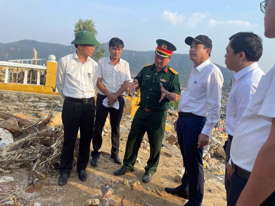 Hơn 600 ngôi mộ bị vùi lấp tại nghĩa trang lớn nhất Đà Nẵng ảnh 4