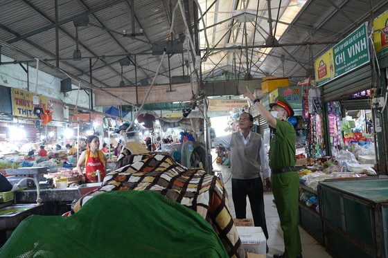 Phòng chống 'giặc lửa' tại các chợ truyền thống Đà Nẵng: Ý thức là then chốt ảnh 2