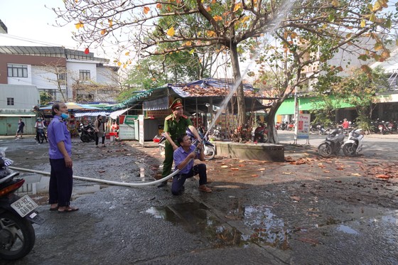 Phòng chống 'giặc lửa' tại các chợ truyền thống Đà Nẵng: Ý thức là then chốt ảnh 4