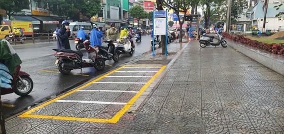 Một trạm xe đạp công cộng dự kiến đặt tại đường Nguyễn Tri Phương. Ảnh: XUÂN QUỲNH