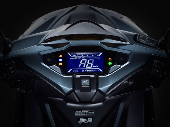 Honda Việt Nam giới thiệu phiên bản hoàn toàn mới Honda Air Blade 150cc/125cc: Uy lực bứt phá ảnh 4