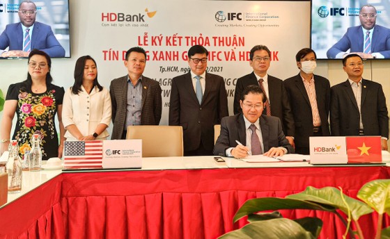 HDBank và IFC ký kết hợp tác 70 triệu USD, thúc đẩy chống biến đổi khí hậu tại Việt Nam ảnh 1 HDBank và IFC ký kết hợp tác 70 triệu USD, thúc đẩy chống biến đổi khí hậu tại Việt Nam ảnh 1