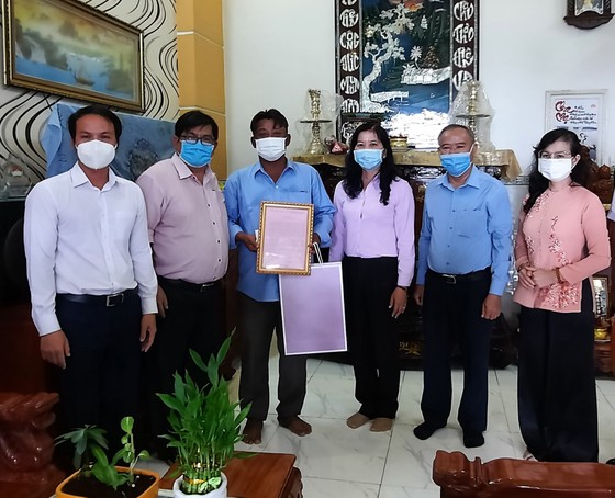 Trân trọng những đóng góp của các cá nhân, tổ chức trong công tác phòng, chống dịch Covid-19 ảnh 2