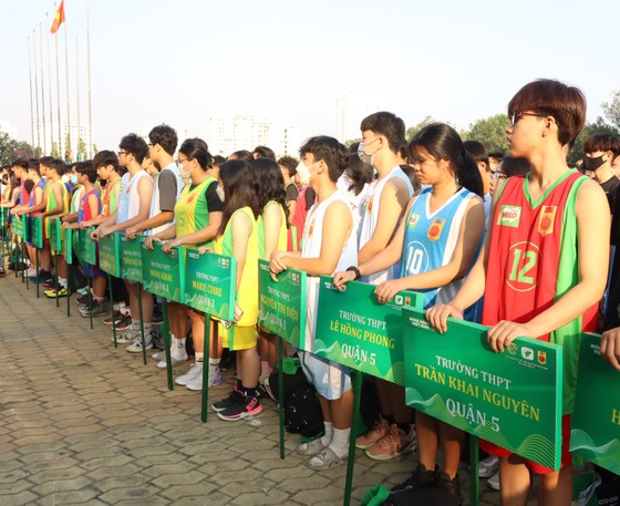 Sân chơi bóng rổ học đường TPHCM thu hút số lượng VĐV kỷ lục ảnh 2