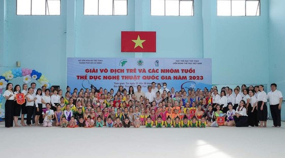 Các VĐV trẻ có cơ hội cọ xát kinh nghiệm cùng nhiều tuyển thủ ở các đơn vị. Ảnh: VGF