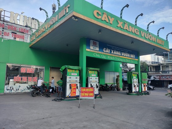 Nhiều cây xăng tại Bình Dương, Đồng Nai, Kiên Giang... tạm ngưng bán hàng ảnh 3