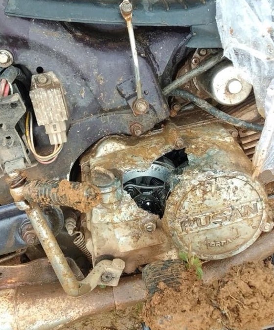 Nhóm đối tượng xông vào lán trực gây gổ, đập phá xe của cán bộ bảo vệ rừng ảnh 2